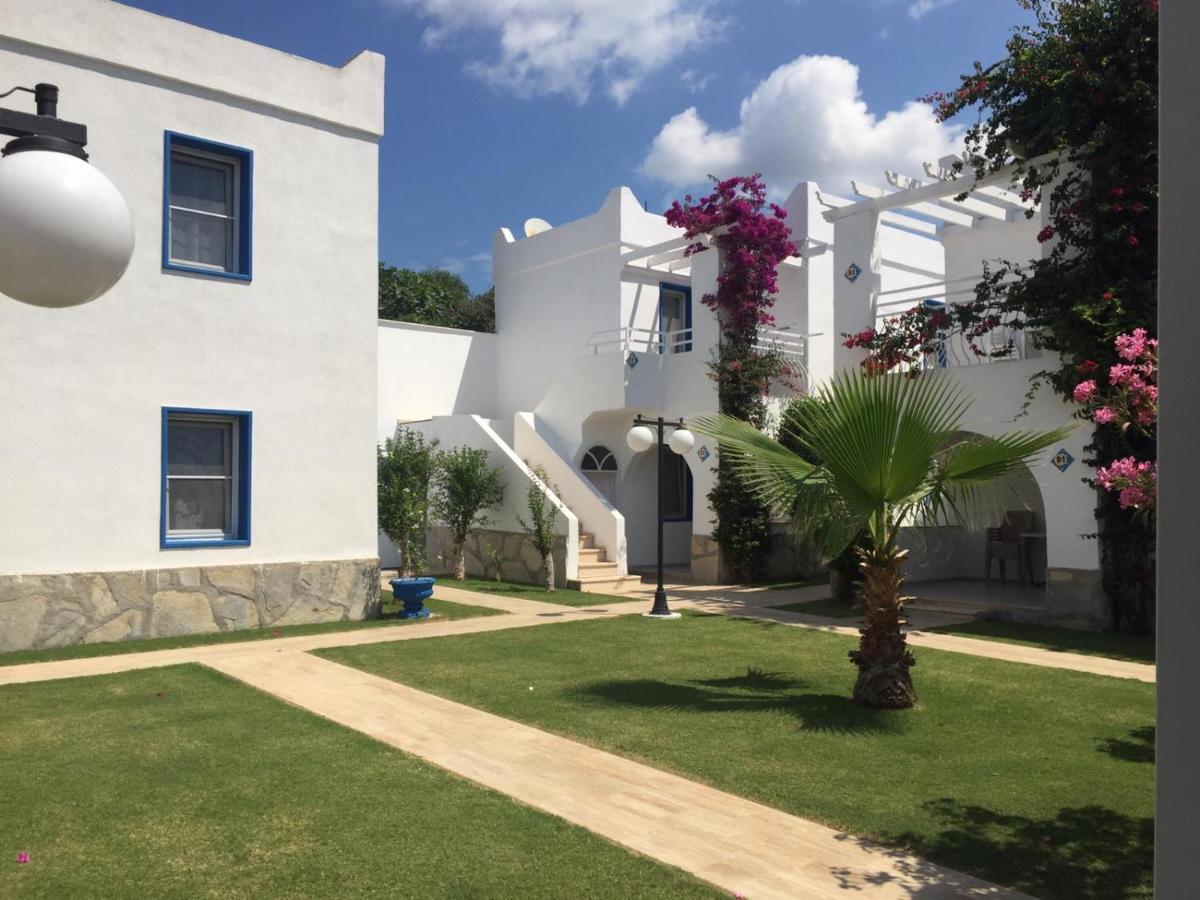 Paradise Apart Hotel Битез Экстерьер фото