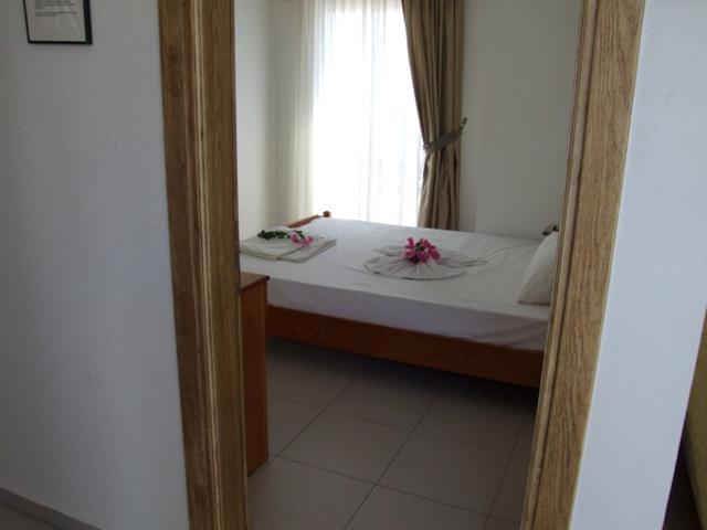 Paradise Apart Hotel Битез Экстерьер фото