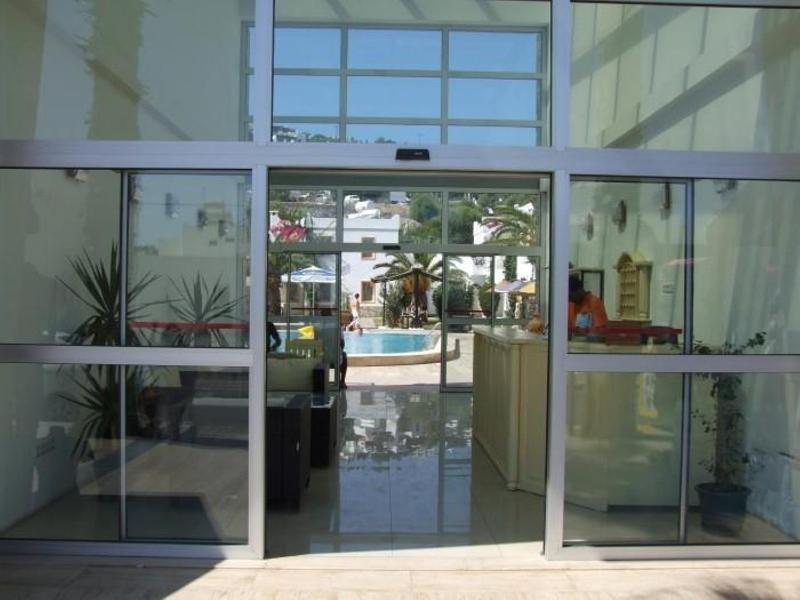 Paradise Apart Hotel Битез Экстерьер фото
