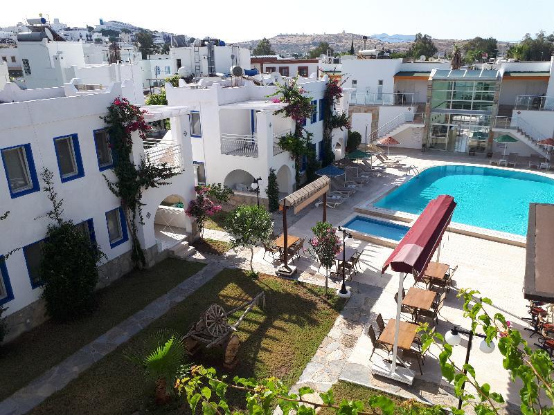 Paradise Apart Hotel Битез Экстерьер фото